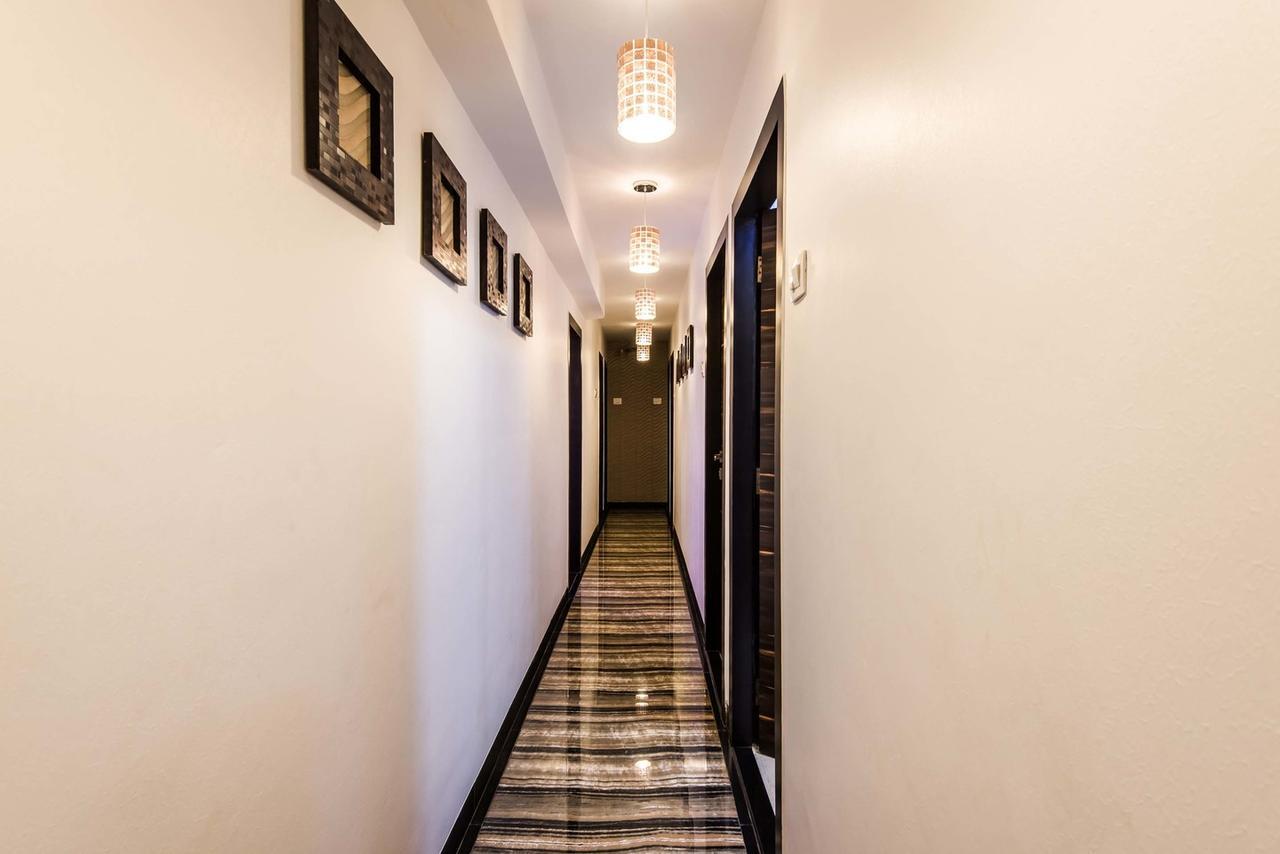 Hotel Modern Bombay Extérieur photo